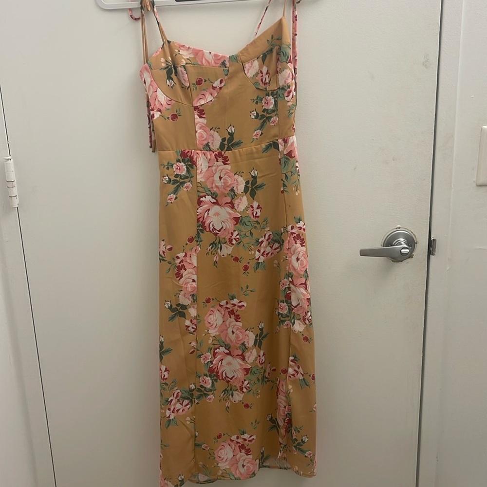 Yellow floral maxi dress